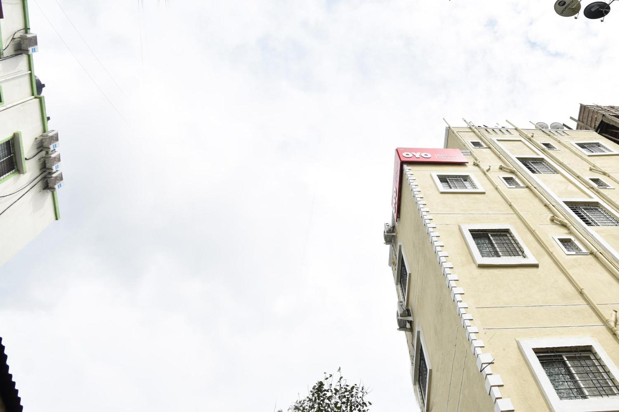 Hotel O Felicita Inn Near Seasons Mall Kharadi Exterior photo