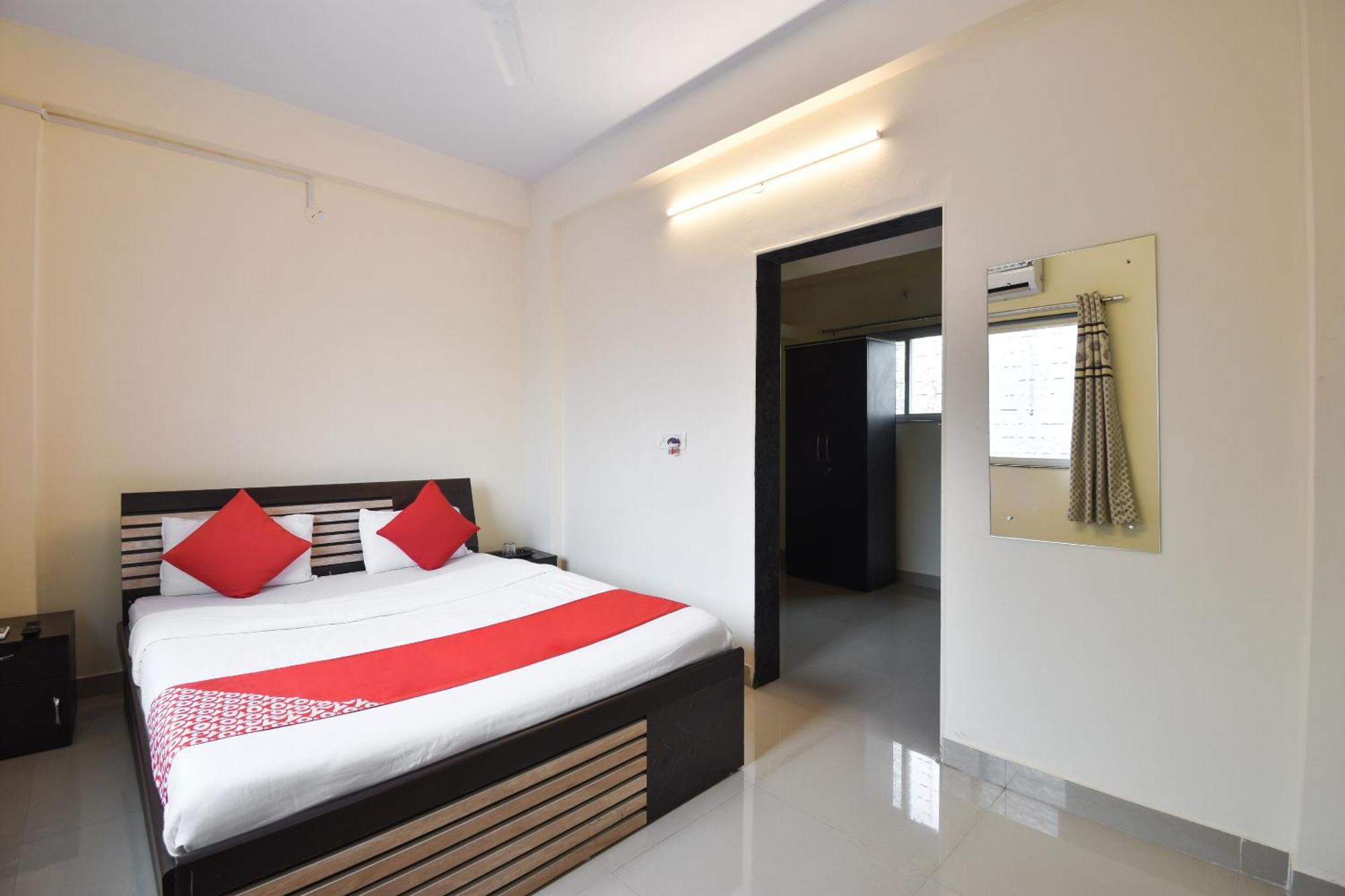 Hotel O Felicita Inn Near Seasons Mall Kharadi Exterior photo