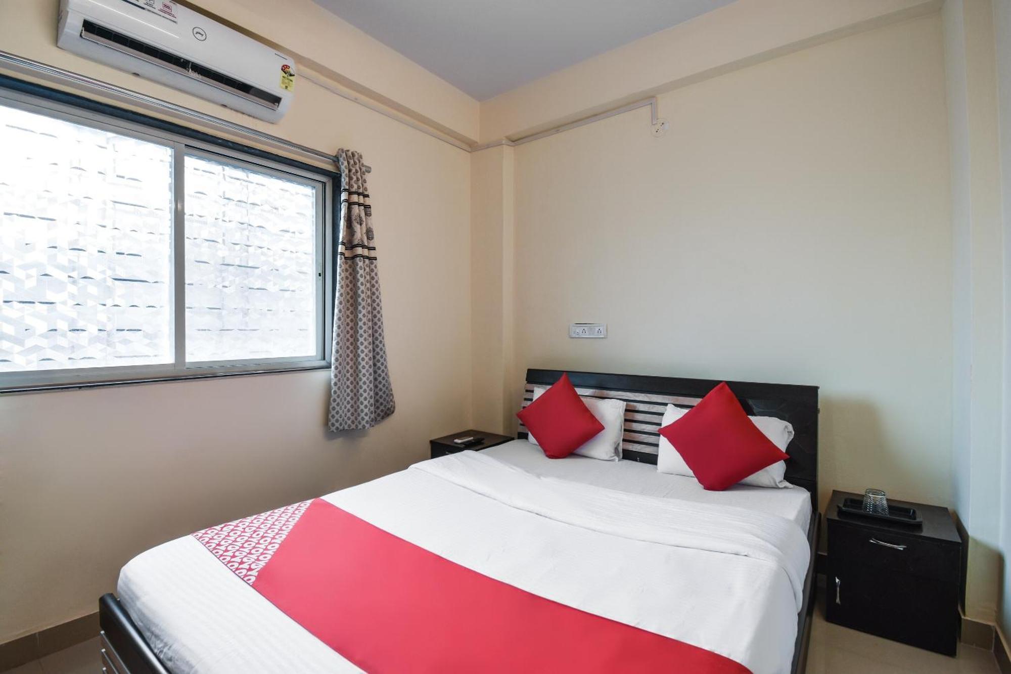 Hotel O Felicita Inn Near Seasons Mall Kharadi Exterior photo