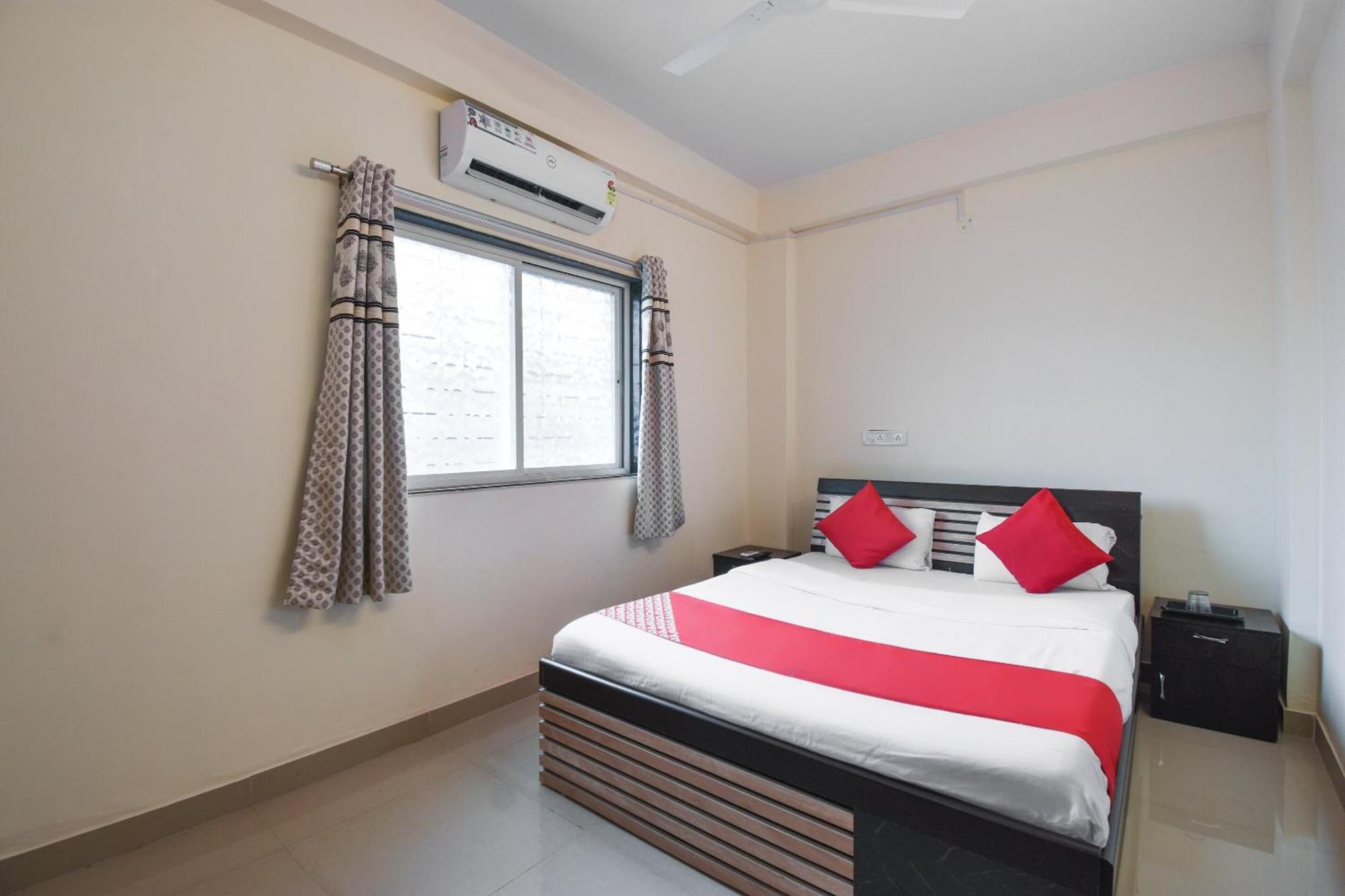 Hotel O Felicita Inn Near Seasons Mall Kharadi Exterior photo